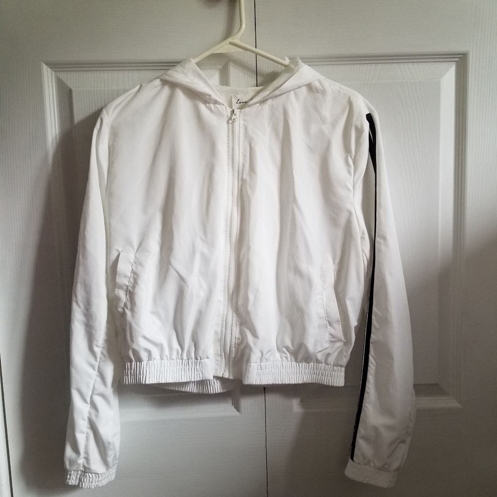 Love Tree Women's Windbreaker Medium White Black Stripe Cropped Stretch Hooded
